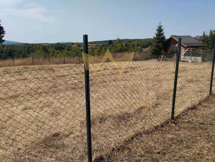 Парцел в Бургас, област-с.Писменово площ 920 цена 70000