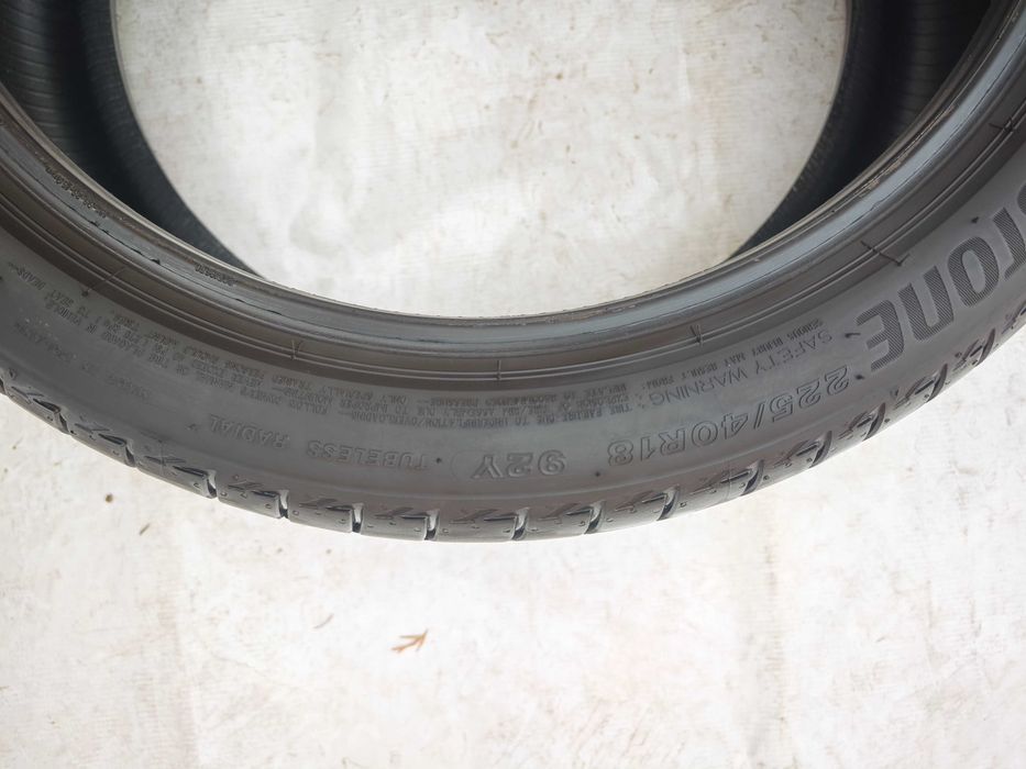 Anvelope 225/40/18 ca noi an 2023 vara BRIDGESTONE TURANZA RUNFLAT