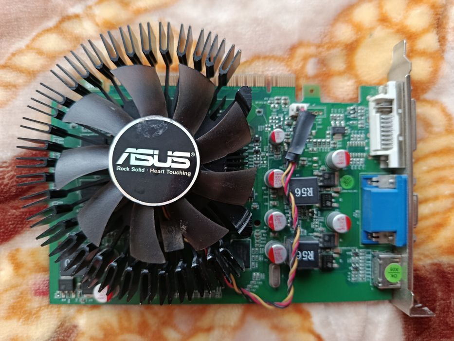 Видеокарта GeForce GT440