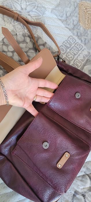 Чанта цвят бордо