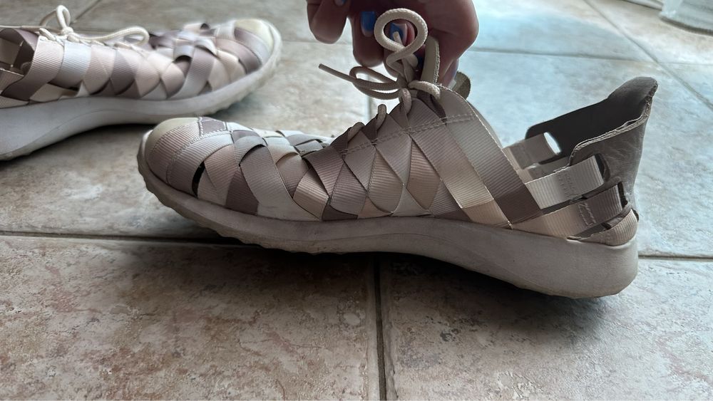 Nike 39 атрактивен плетен модел