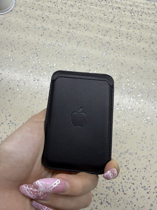 Оригинален Apple MagSafe кожен портфейл – черен