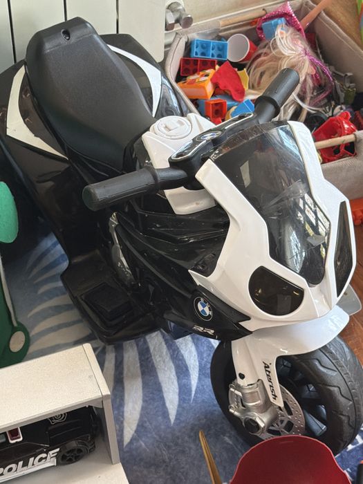 Motoreta electrica de copii