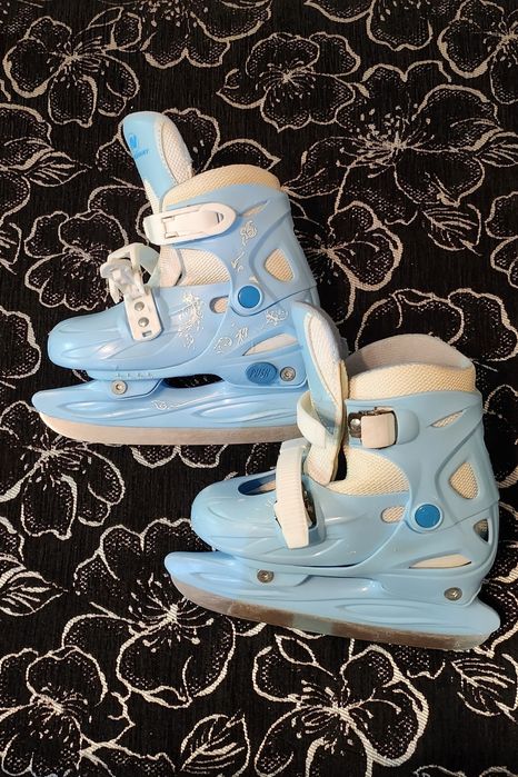 Продам коньки детские