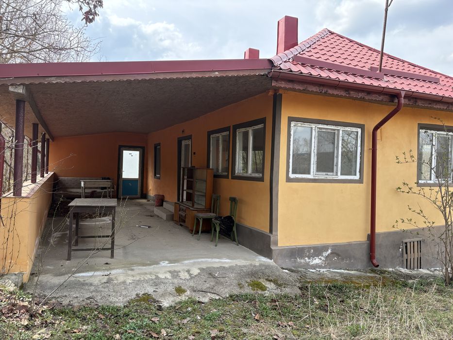 Vand casa noua sat greci