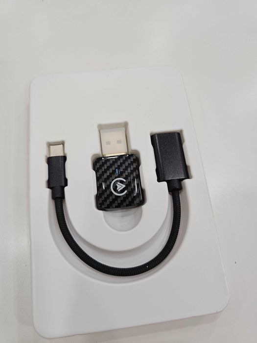 Безжичен CarPlay Android Auto адаптер U2AC-01 5GHz WiFi USB