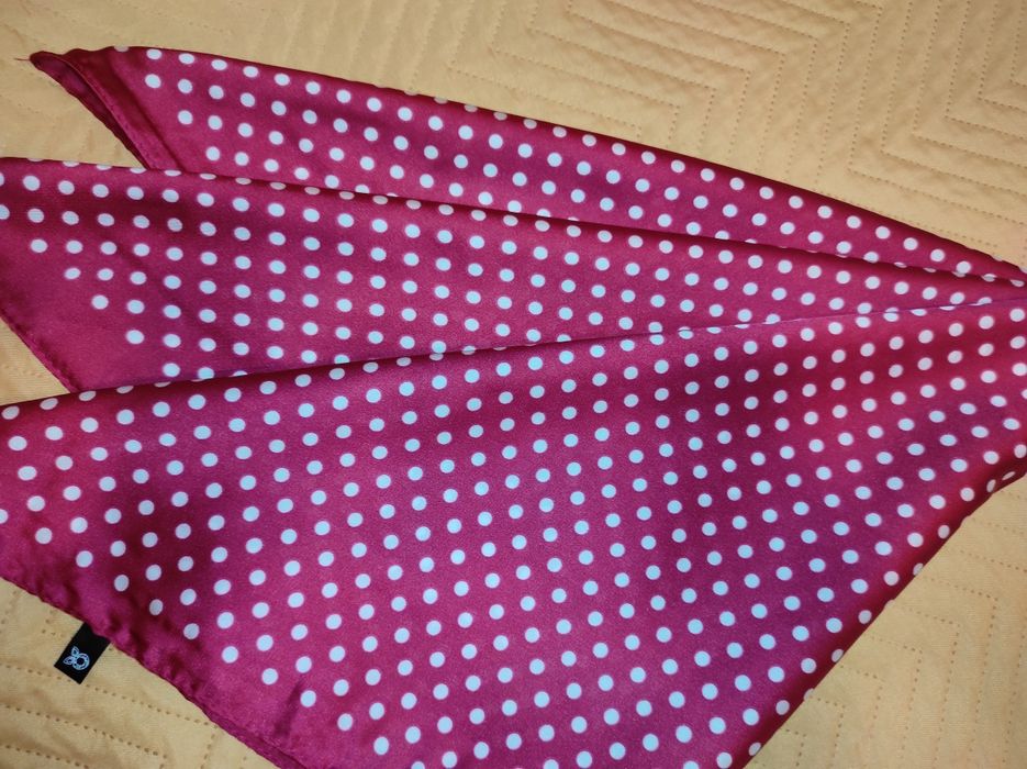 Eșarfă eleganta polka dot