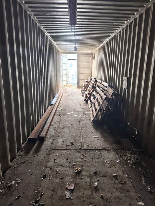 Контейнер морской