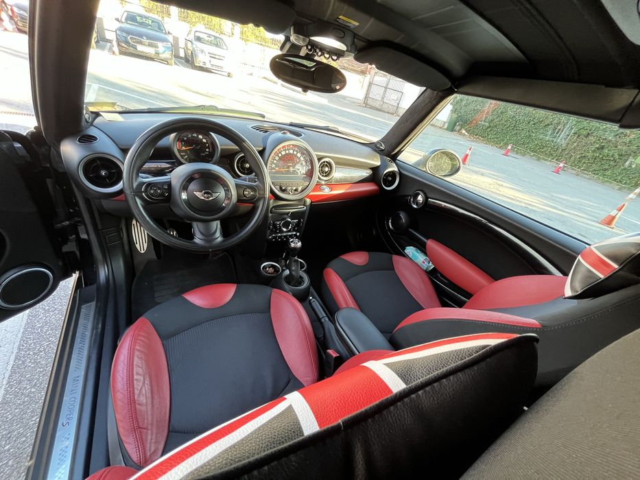 Mini Cooper S *Swiss* сервизна книжка