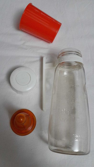 Бебешко шише с биберон Chicco