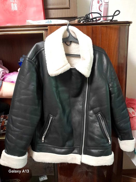 Зимняя куртки и шубы