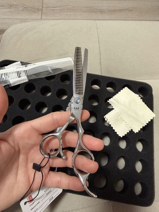 Японски ножици KAI