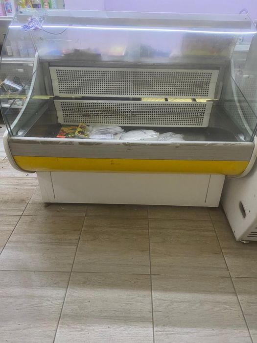 Морозильник ветрина