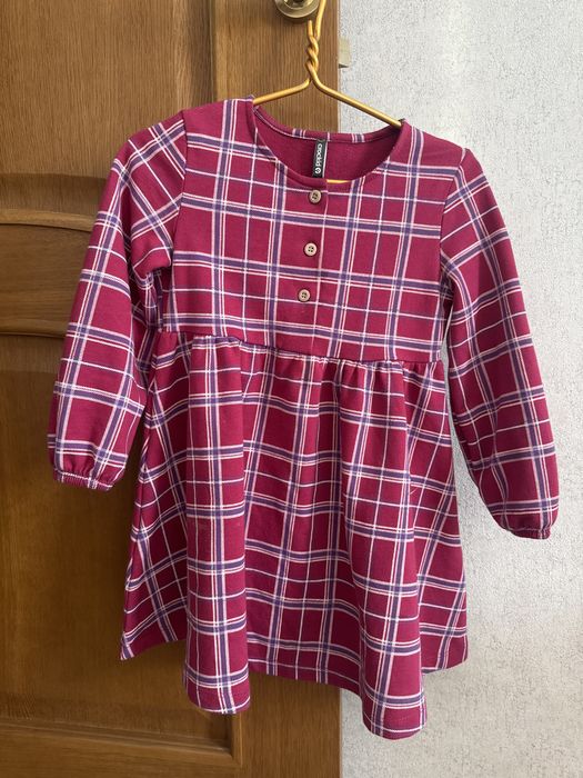 Платья на девочку 4-5 лет