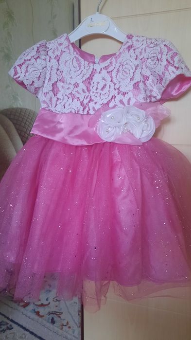 Платье на девочку