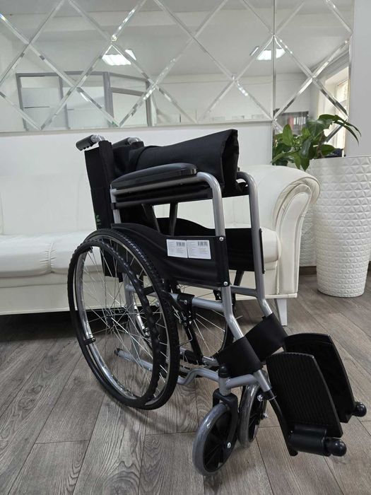 Кресло-коляска новая