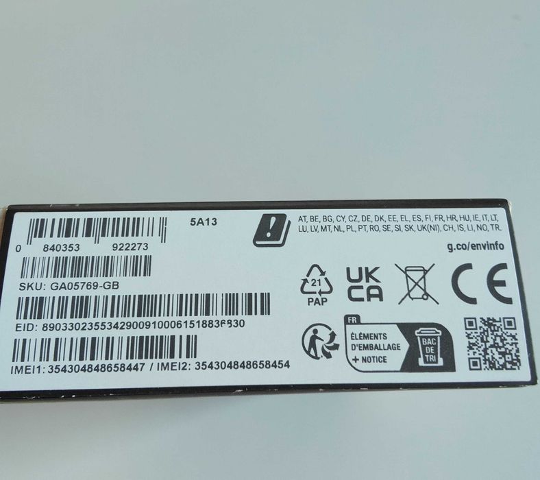 Чисто нов гGoogle Pixel 9aаранционен