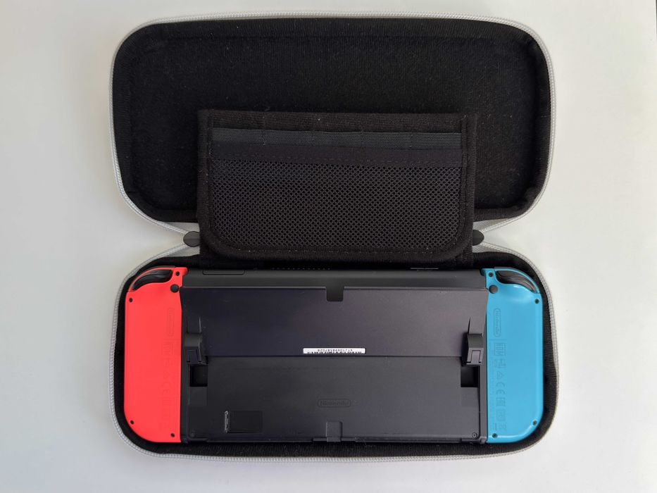 Nintendo Switch OLED + Husa Nintendo