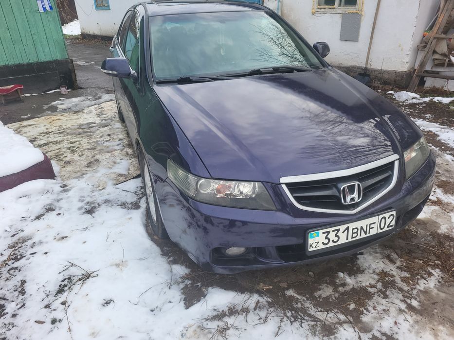 Продам хонда аккорд срочно