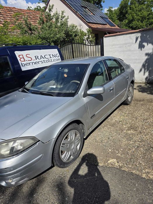 Autoturism Renault Laguna