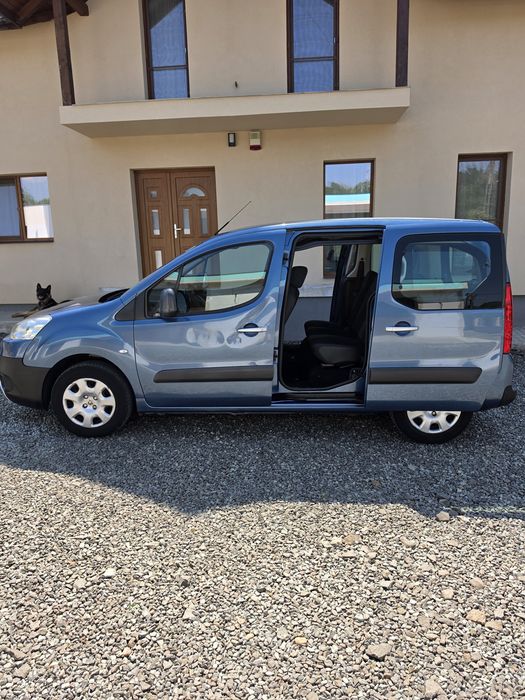 PEUGEOT Partner 2011 — imagine 4