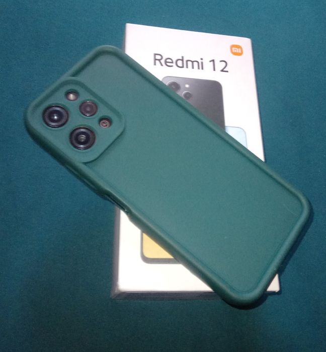 Xiaomi Redmi 12 256 гб.
