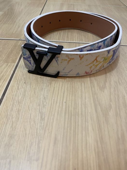 curea LV 105 cm noua