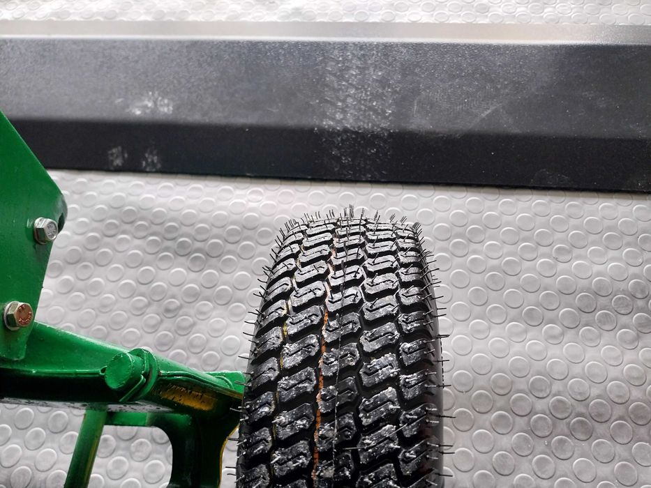 Тракторна косачка за трева хускварна