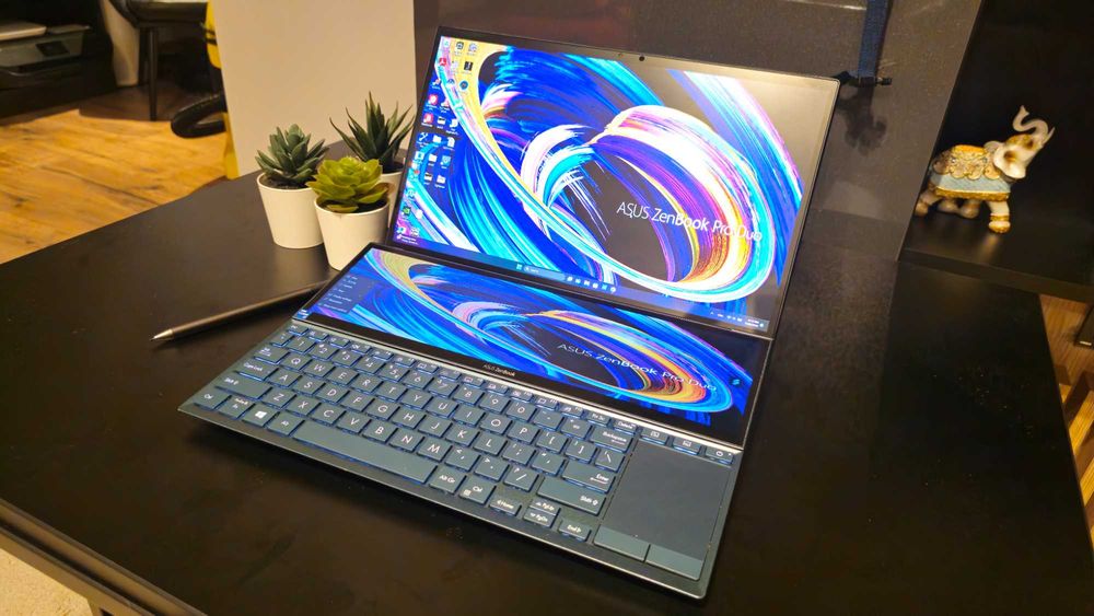 Laptop ASUS ZenBook Duo 14 Celestial Blue + Stylus, Charger si Sleeve