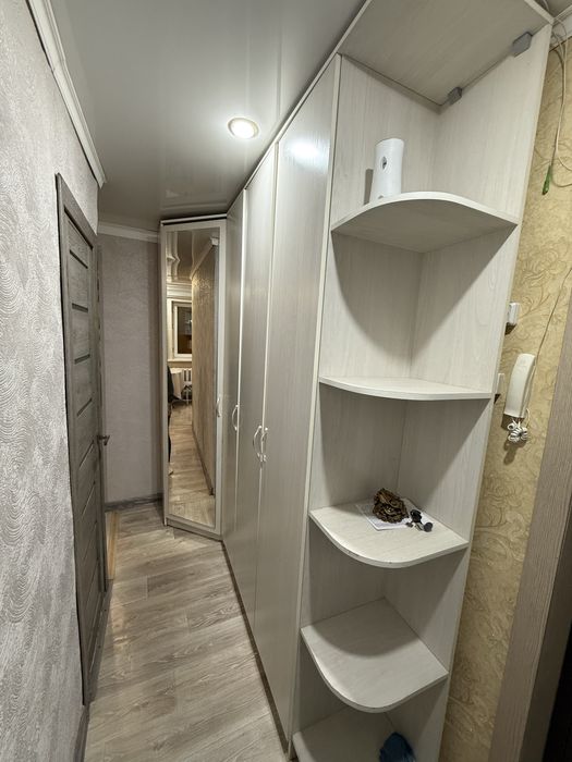 Шкаф в прихожую