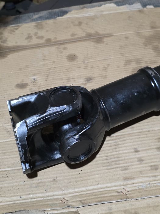 REPARATII cardane camioane si utilaje