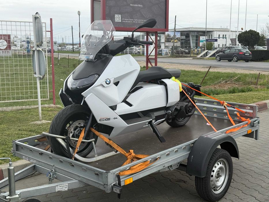 Remorci de inchiriat moto/atv