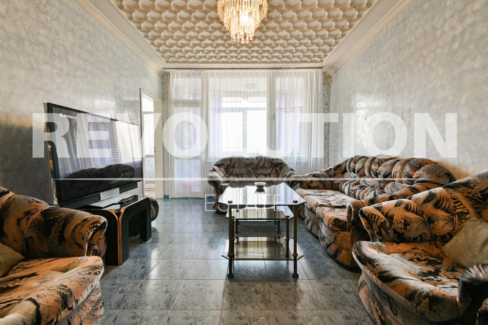 Дава се под наем Двустаен апартамент в София, Дружба 1 - 70 кв.м за 450 € - Снимка #2