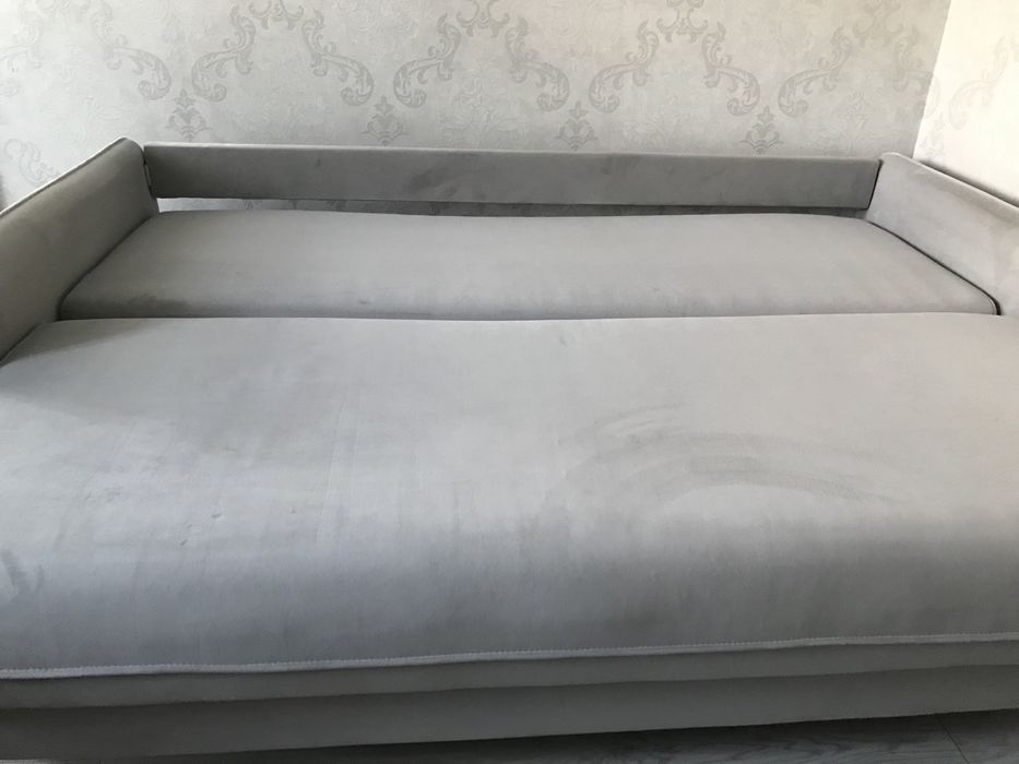 Продаю диван  в отличном состоянии