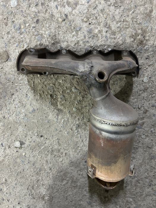 Продам коллектор выпускной от шкода рапид