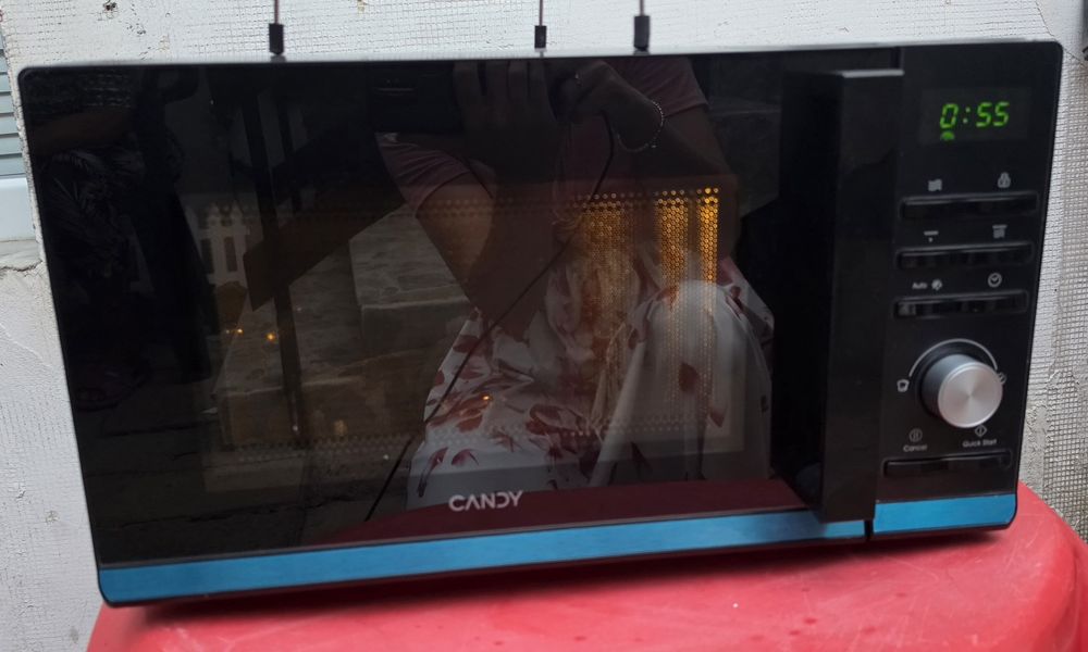 Микровълнова Candu 20L
