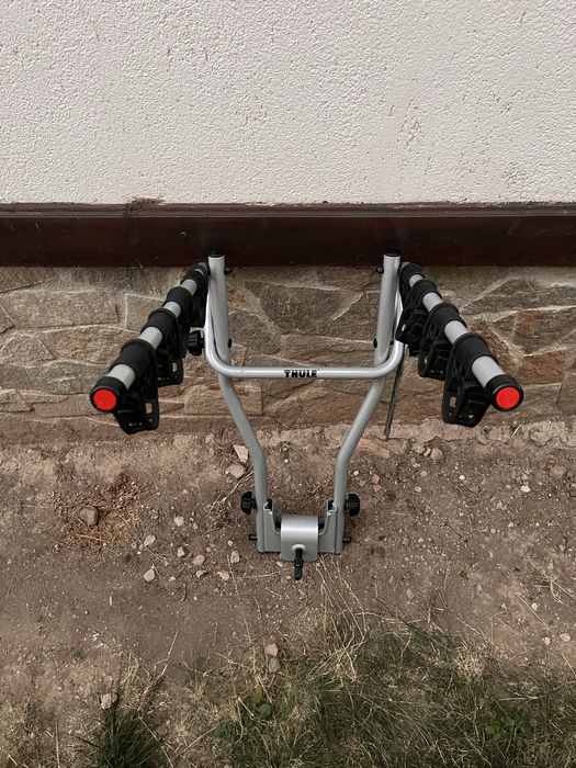 Багажник Thule HangOn + Thule lightboard