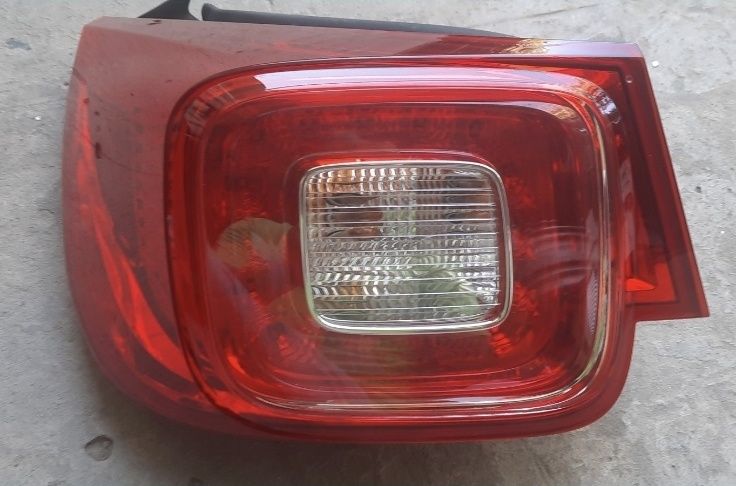 Продам задние фары от малибу 1 американка диодом от 3 позиции.левая ст