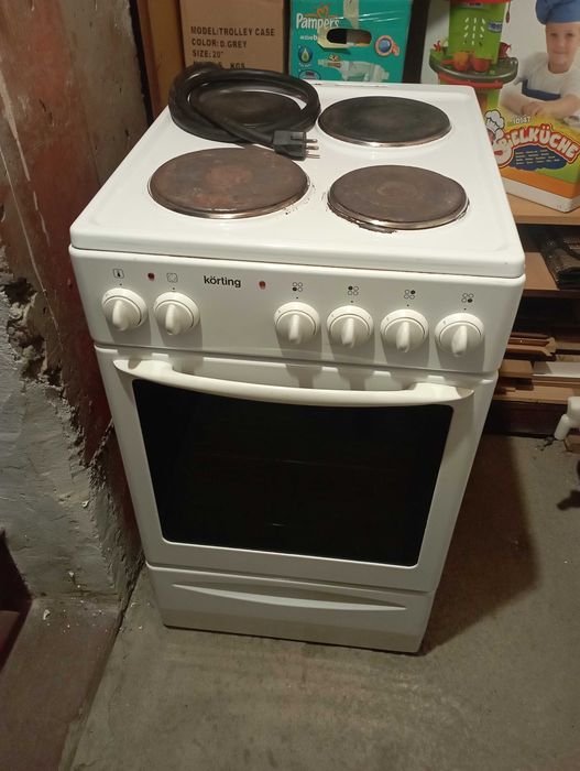 Продавам готварска печка