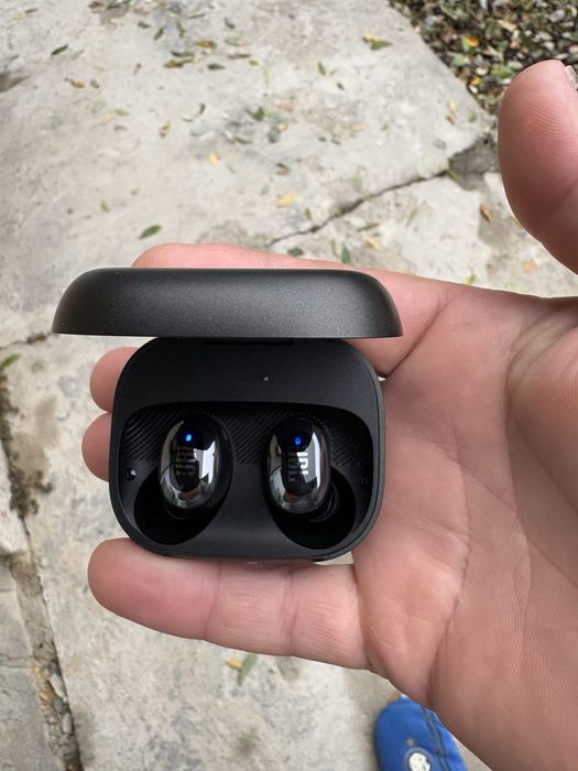 Jbl live buds 3