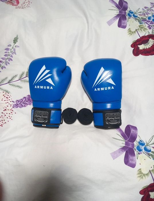 Fașe si mănuși de box ARMURA