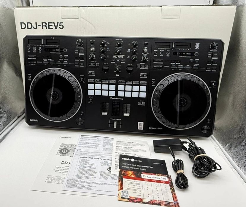 DDJ-REV5  Performance DJ Controller