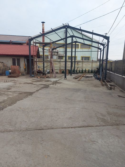 Vând hală metalica