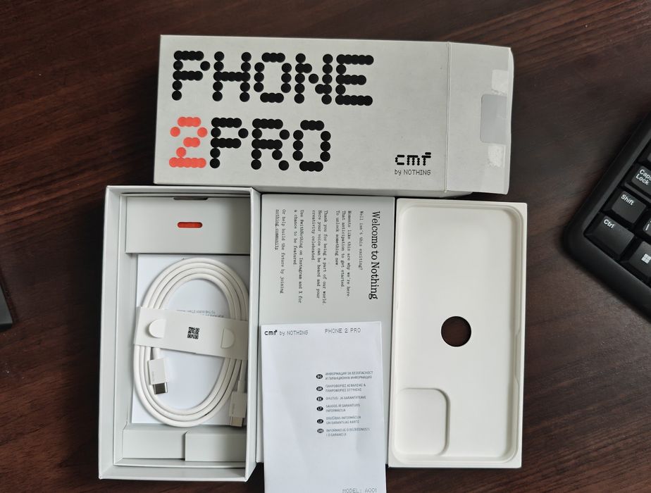 Продавам CMF Phone 2 Pro
