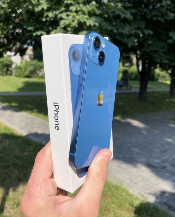 Айфон 13 128гб синии цвете