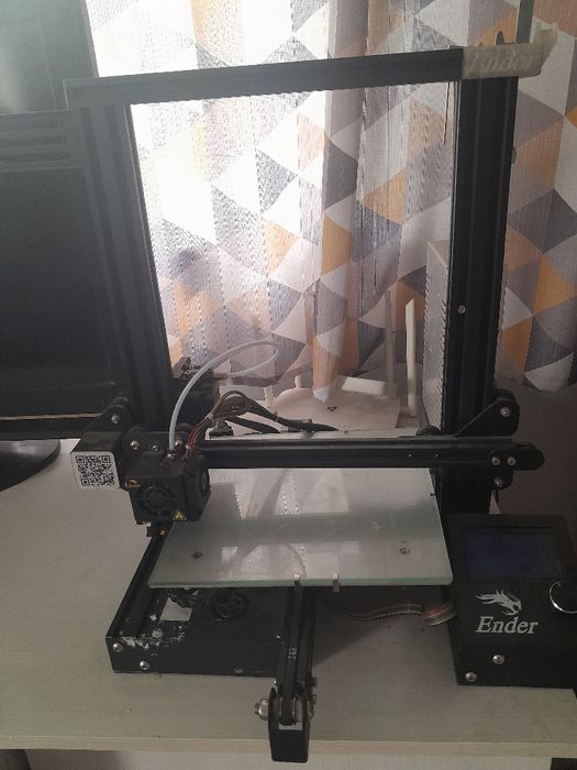 Продам 3D принтер ,Ender