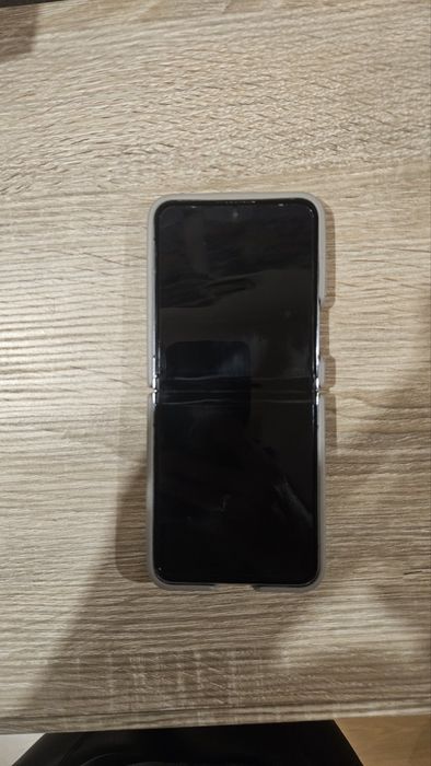 Samsung Z flip 5