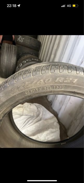 Pirelli 275/40R21