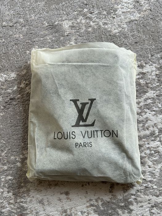 Louis Vuitton чанта