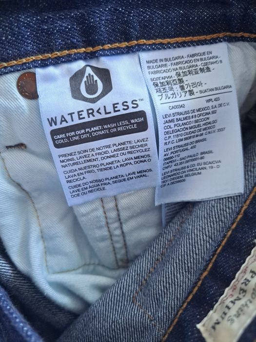 Blugi Levi's barbatesti